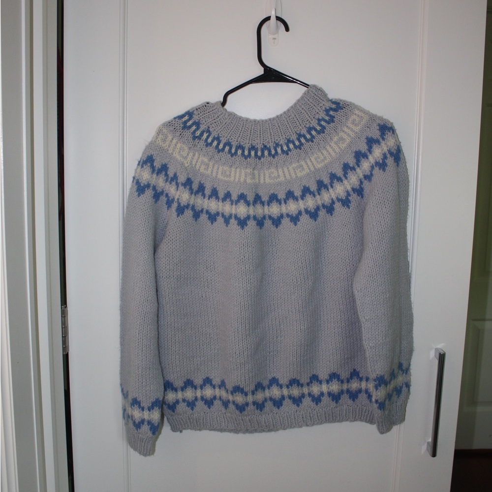 Blue and White Patterned Sweater